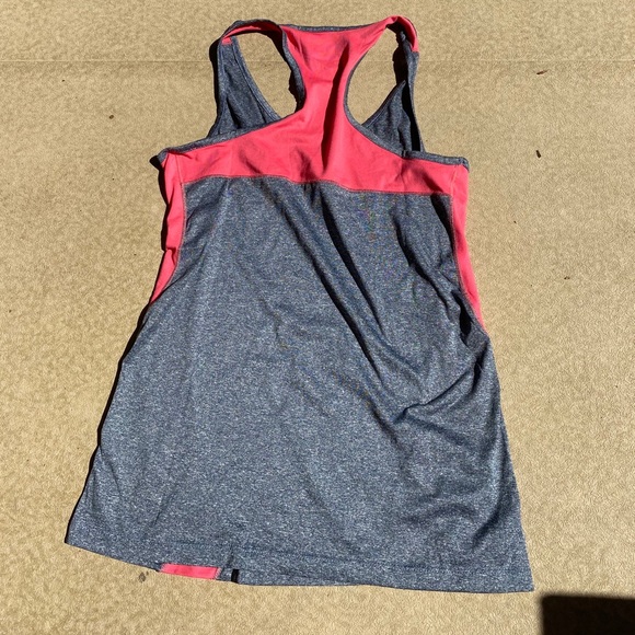 XERSION Gray and pink tank top - Picture 3 of 3